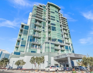 360 E Desert Inn Road - Photo Thumbnail 1