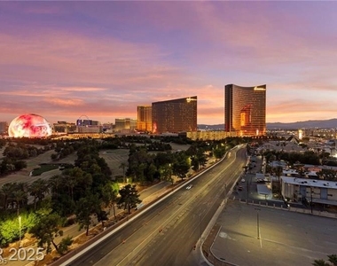 360 E Desert Inn Road - Photo Thumbnail 58