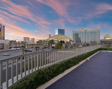 360 E Desert Inn Road - Photo Thumbnail 52