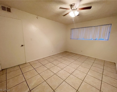 3217 Arlene Way - Photo Thumbnail 14