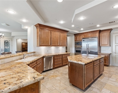 9103 Alta Drive - Photo Thumbnail 9