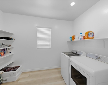 290 Robson Ridge Lane - Photo Thumbnail 26