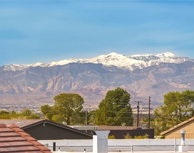 290 Robson Ridge Lane - Photo Thumbnail 52