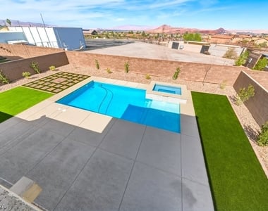 290 Robson Ridge Lane - Photo Thumbnail 43