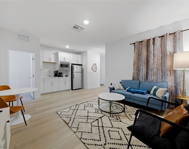 290 Robson Ridge Lane - Photo Thumbnail 34