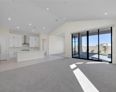 5000 Terramont Drive - Photo Thumbnail 21