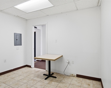 50 N Avenue B - Photo Thumbnail 8