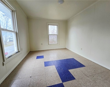130 E Elisha Street - Photo Thumbnail 3