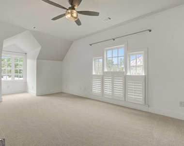10559 Serenbe Lane - Photo Thumbnail 38