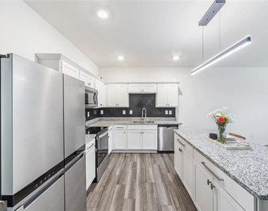 2684 Toucan Way Sw - Photo Thumbnail 6