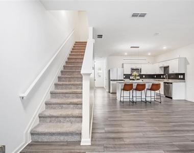 2684 Toucan Way Sw - Photo Thumbnail 3