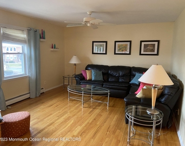 310 Maryland Avenue - Photo Thumbnail 3