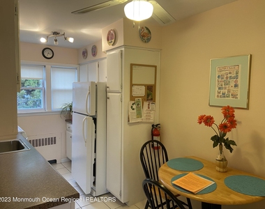310 Maryland Avenue - Photo Thumbnail 5