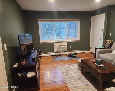 304-a South Street - Photo Thumbnail 3