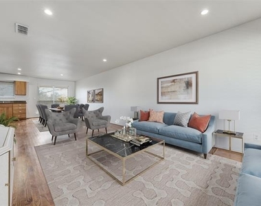 4616 W Lovers Lane - Photo Thumbnail 7