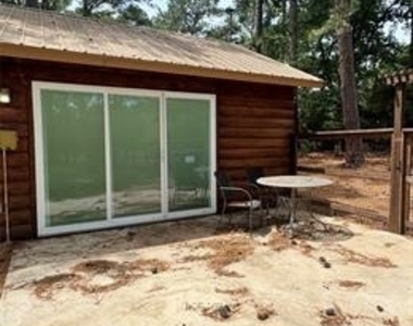 7001 Porthville Drive - Photo Thumbnail 15