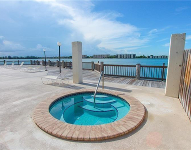 109 Lake Emerald Drive - Photo Thumbnail 36