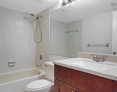 109 Lake Emerald Drive - Photo Thumbnail 22