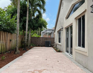 10110 Nw 5th Street - Photo Thumbnail 36