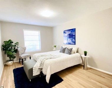 6554 Ascot Lane - Photo Thumbnail 10