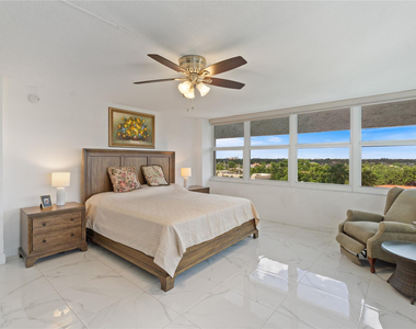 4280 Galt Ocean Drive - Photo Thumbnail 12