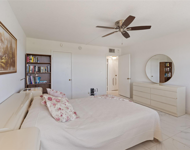 4280 Galt Ocean Drive - Photo Thumbnail 23