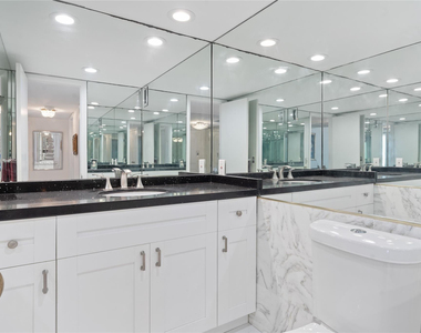 4280 Galt Ocean Drive - Photo Thumbnail 16
