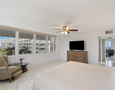 4280 Galt Ocean Drive - Photo Thumbnail 13