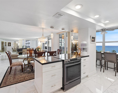 4280 Galt Ocean Drive - Photo Thumbnail 8