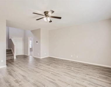 4315 Elderberry Street - Photo Thumbnail 4