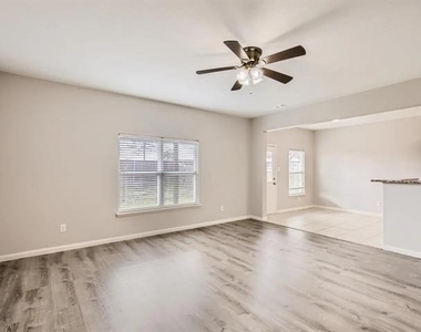 4315 Elderberry Street - Photo Thumbnail 2