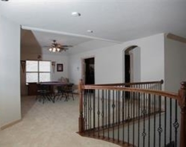 4122 W Crescent Way - Photo Thumbnail 11