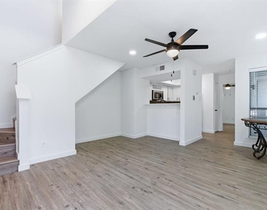 3101 Sondra Drive - Photo Thumbnail 13