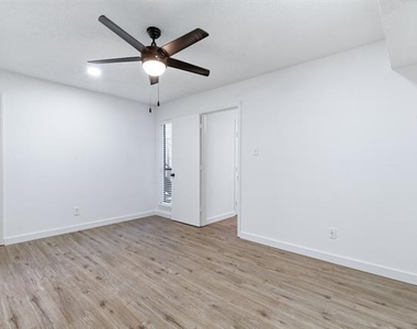 3101 Sondra Drive - Photo Thumbnail 25