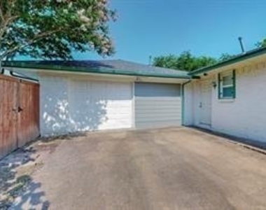 14724 Overview Drive - Photo Thumbnail 38