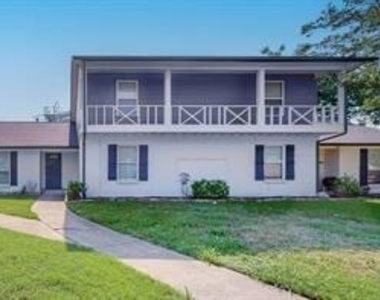 14724 Overview Drive - Photo Thumbnail 1