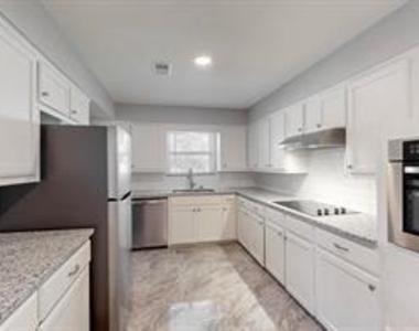 14724 Overview Drive - Photo Thumbnail 10