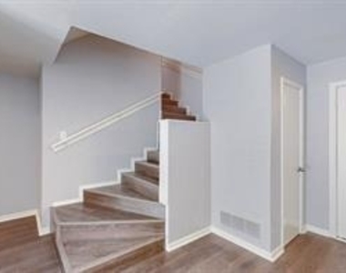 14724 Overview Drive - Photo Thumbnail 4