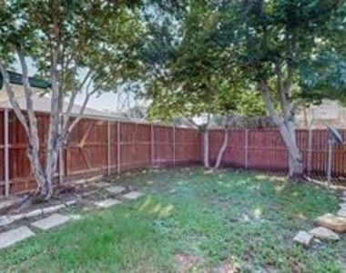 14724 Overview Drive - Photo Thumbnail 36