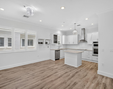 508 N Birch Road - Photo Thumbnail 12