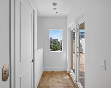 508 N Birch Road - Photo Thumbnail 46