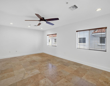 508 N Birch Road - Photo Thumbnail 41