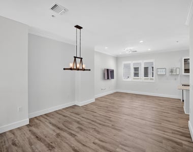 508 N Birch Road - Photo Thumbnail 9