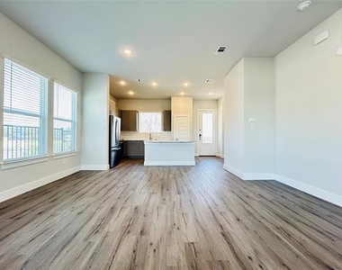 760 W Bedford Euless Road - Photo Thumbnail 24