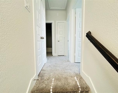 760 W Bedford Euless Road - Photo Thumbnail 28