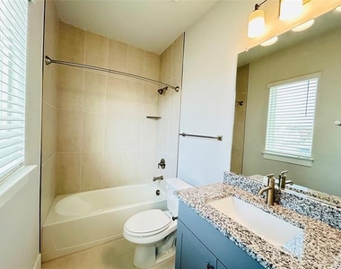 760 W Bedford Euless Road - Photo Thumbnail 34
