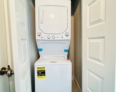 760 W Bedford Euless Road - Photo Thumbnail 15