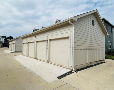 760 W Bedford Euless Road - Photo Thumbnail 11