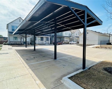 760 W Bedford Euless Road - Photo Thumbnail 8