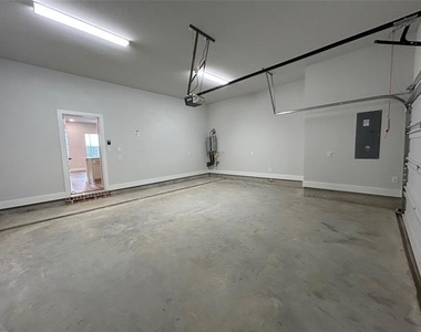 507 Mission Trail - Photo Thumbnail 23